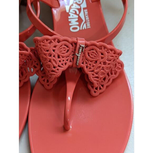 Salvatore Ferragamo Size 9 Perala Bow Strap Jelly Thong Sandals Coral - Picture 5 of 12